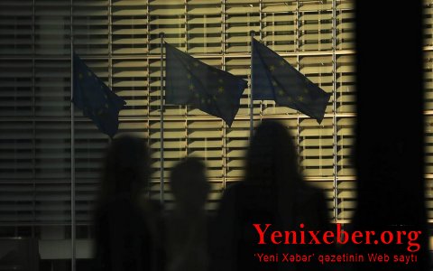 ЕС одобрил второй пакет санкций против России