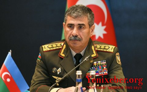 Закир Гасанов поздравил женщин