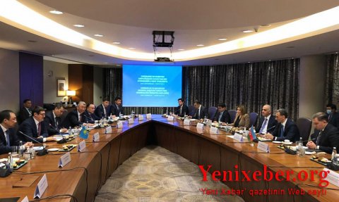 Казахстан и Азербайджан создают транспортно-логистический маршрут-