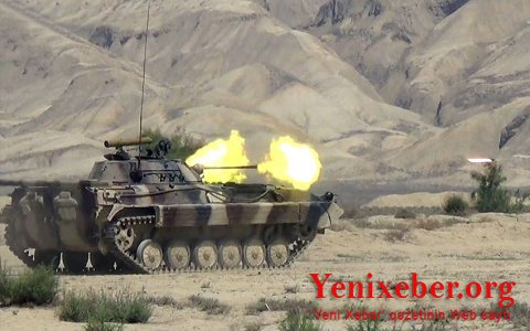 В Сухопутных войсках проведены тактические учения с боевой стрельбой