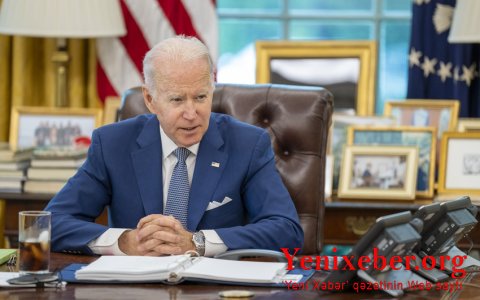 Байден пообещал добиться запрета на продажу в США штурмового оружия