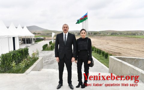 Ильхам Алиев и Мехрибан Алиева ознакомились с реконструкцией мавзолея "Дири-баба" в Гобустане