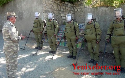 В городе Лачыне, селах Забух и Сус проводятся работы по очистке территории от мин