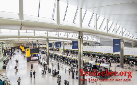 Аэропорт "Хитроу" не исключил ограничение пассажиропотока перед Рождеством