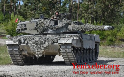 Лидер оппозиции ФРГ призвал Шольца поставить Украине танки Leopard-2