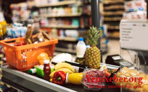 В Азербайджане по итогам 11 месяцев вырос объем розничной торговли