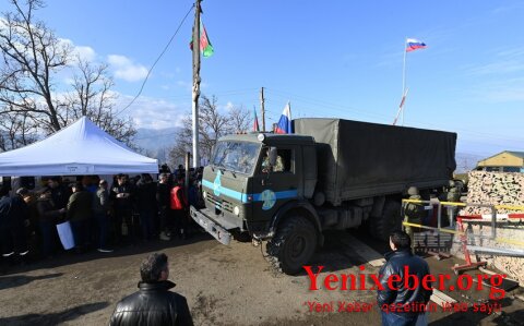 На дороге Шуша-Ханкенди в очередной раз созданы условия для движения автомобилей миротворцев
