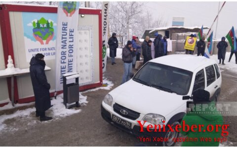 Из Ханкенди в направлении Лачына беспрепятственно проехали еще два автомобиля миротворцев