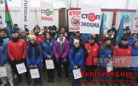 Демонстранты на дороге Ханкенди-Лачын продолжают наращивать активность