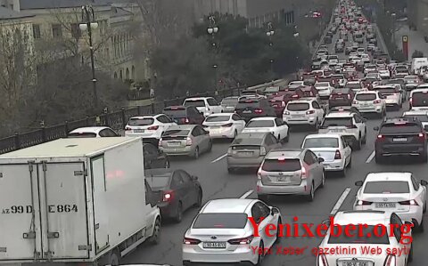 На ряде столичных улиц и проспектов наблюдаются заторы