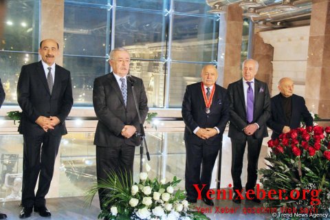 DTX-nın göz altına aldığı "çetenin" korrupsiya əməlini təsdiqləyən sənəd –