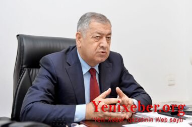 Vahid Əhmədovun səhhətində problem yarandı