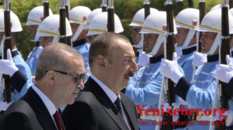 Rusiya Cənubi Qafqazda “böyük qardaş” mövqeyini qorumağa çalışır –