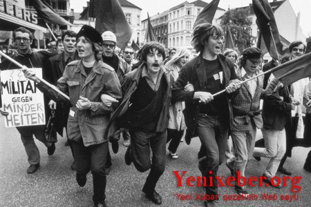 Şarl de Qollu istefaya məcbur edən tələbə hərəkatı – 