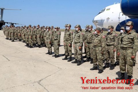 Türkiyə hərbçiləri Bakıya gəldi - 