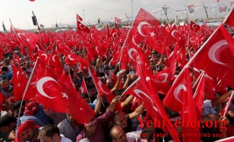 Siyasi prosesləri devrimçi dinamikalar yönləndirir-