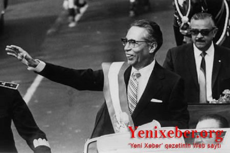 Meksikada tələbə hərəkatını gülləbaran etdirən prezident –