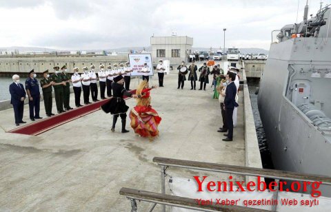 Xarici siyasət paradoksları-