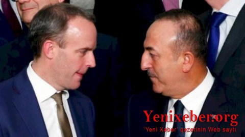 Çavuşoğlu britaniyalı həmkarı ilə Qarabağı müzakirə edib