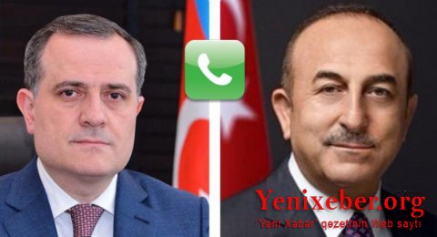 Ceyhun Bayramovla Mövlud Çavuşoğlu telefonla danışıb