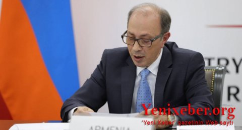 Ayvazyan Moskvadan sonra Parisə gedir