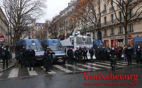 100-dən çox nümayişçi saxlanılıb-