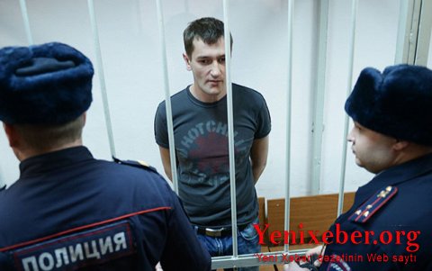 Müxalifət liderinin qardaşı ev dustaqlığına buraxıldı-