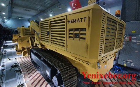 Azərbaycana yeni mühəndis texnikası və avadanlıqlar gətirilib-