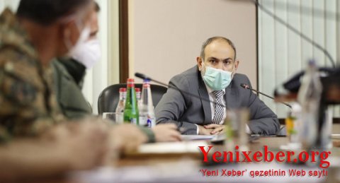 Paşinyan Silahlı Qüvvələrin komandanlığı ilə görüşüb