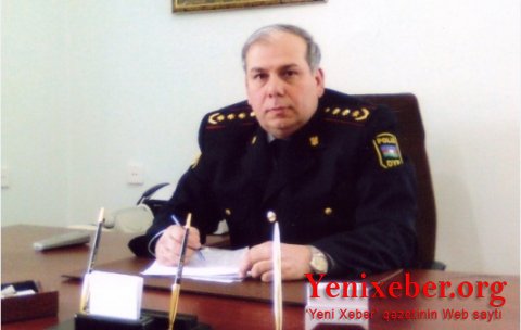 Polkovnik Elşən Kazımovun sənədində səhv tutan Arzuman Arzumanlı sürücüdən 300 manat aldı-