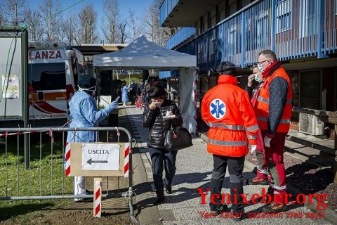 İngiltərədə 4478 nəfərin COVID-19 testi pozitiv çıxıb-