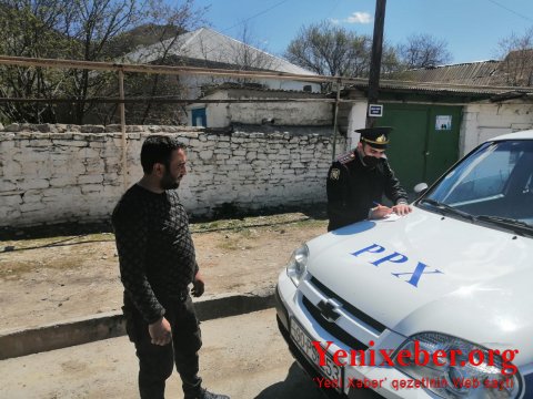 Xızıda polis əməkdaşları sakinlərlə maarifləndirici söhbətlər aparıb