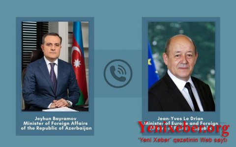 Ceyhun Bayramov fransız həmkarı ilə danışıb