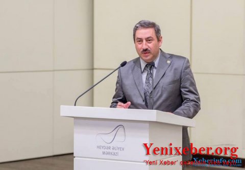  Bələdiyyə sədri Təmraz Tağıyevin də öz konstitusiyası var? -