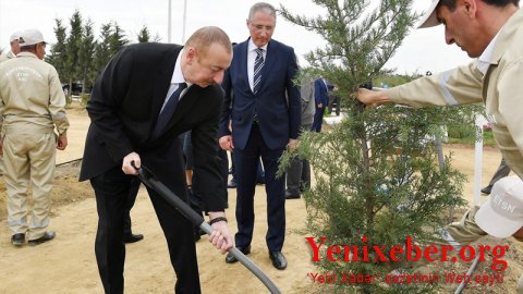 İlham Əliyev Ağdama getdi