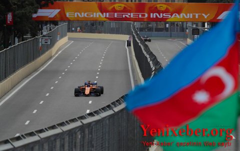 Bakıda "Formula 2" yarışına start verildi -