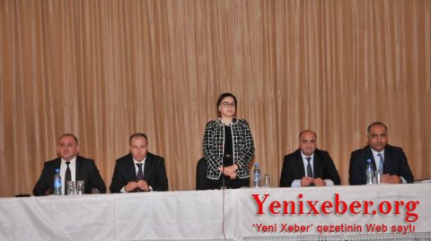 Qobu bələdiyyəsinin sədri pulunu ödədiyi torpağı vermək üçün xanım sakinə daha nələr təklif edib –