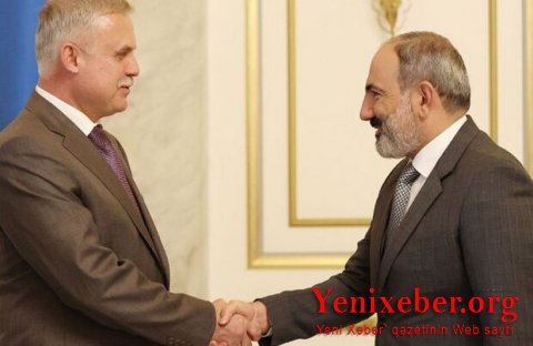 Paşinyan KTMT-nin Baş katibi ilə görüşüb-