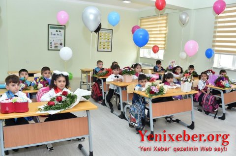 Məktəblərdə ilk dərs    -