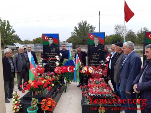 Şəhid baş leytenant  -