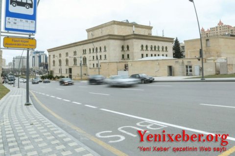 Avtobus zolaqlarında hərəkət edən sürücülərin NƏZƏRİNƏ:  -