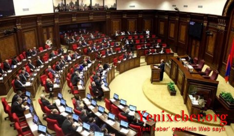 Ermənistanda müxalif deputatların təklifi alınmayıb...