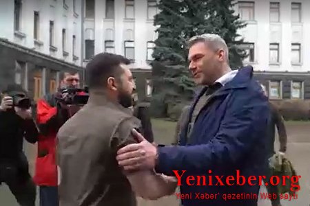 Avstriya Kansleri də Zelenski ilə görüşüb -