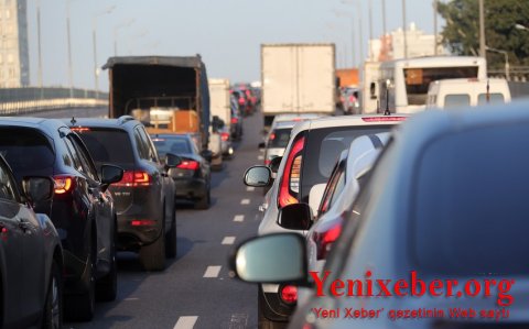 Bakıda "Formula 1"ə görə bəzi yollar bağlanıb