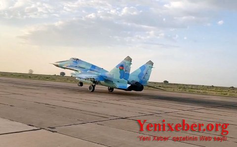 Azərbaycanın döyüş təyyarələri və helikopterlərinin təlimləri başlayıb -
