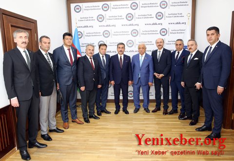 AHİK sədri Səttar Möhbalıyev KAMU-SEN Konfederasiyasının nümayəndə heyəti ilə görüşüb -