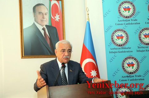 ATİAHİ RK əlaçı tələbələrə təqaüd təqdim edib-