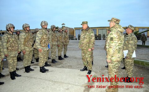 Baş Qərargah rəisi bir sıra hərbi hissələrin döyüş hazırlığını yoxlayıb