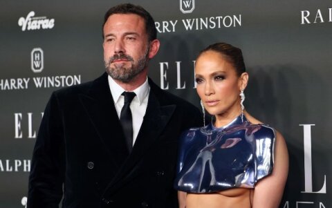 bundan əziyyət çəkirik”