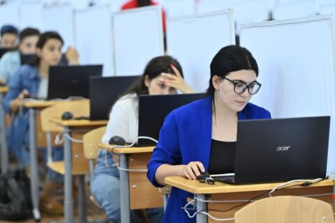 Hansı müəllimlər iş yerini dəyişə bilər? -